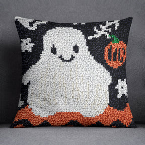 Playful Ghost Halloween - Latch Hook Pillow Kit