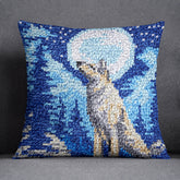 Moonlit Wolf - Latch Hook Pillow Kit