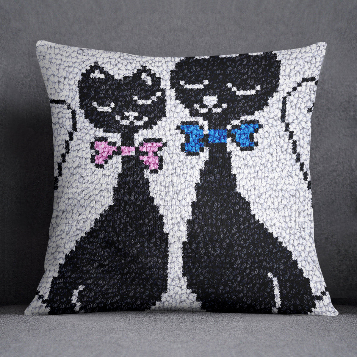 Charming Companion Kittens - Latch Hook Pillow Kit