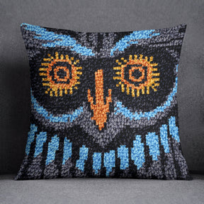 Mystical Owl Artwork - Latch Hook Pillow Kit