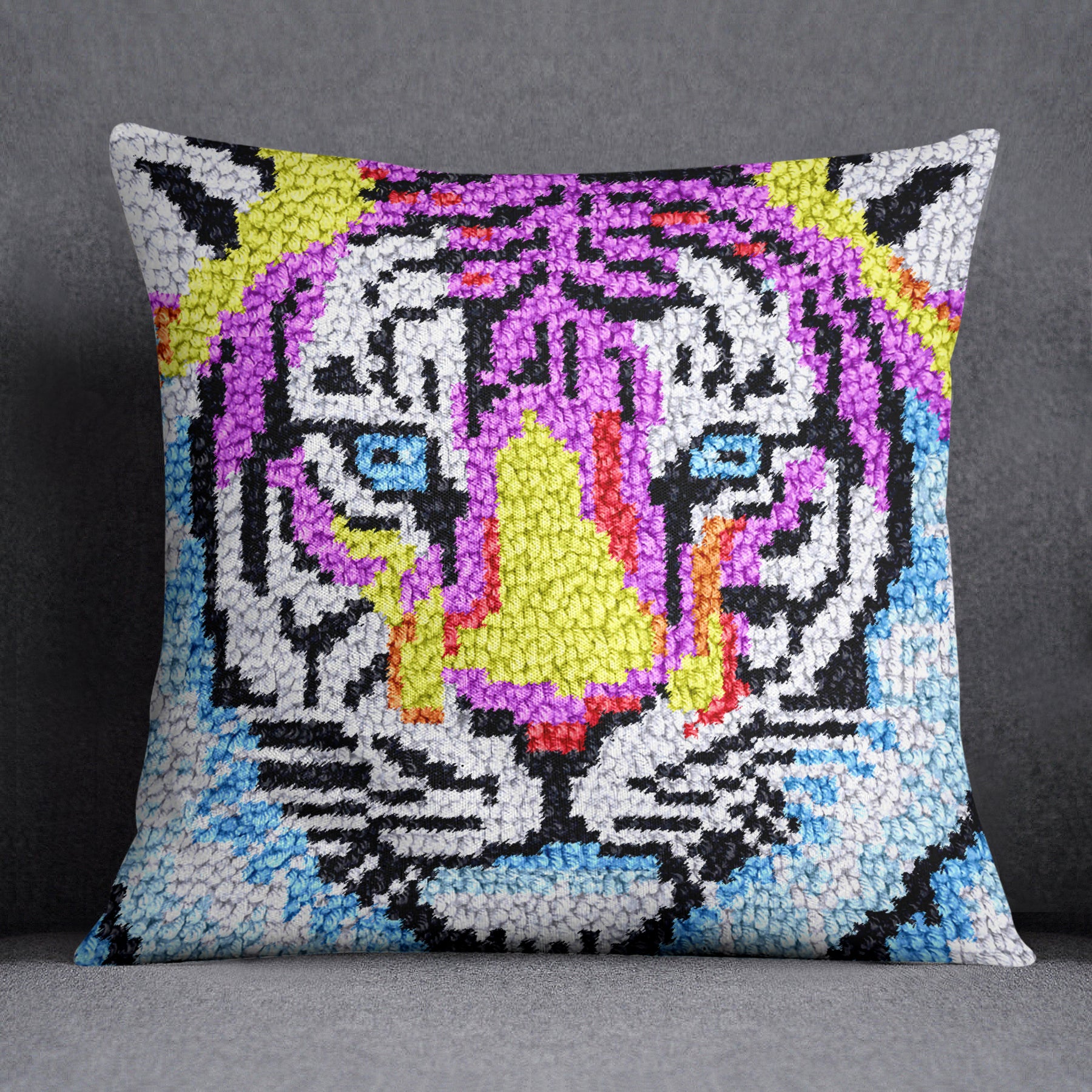 Vibrant Tiger Portrait - Latch Hook Pillow Kit