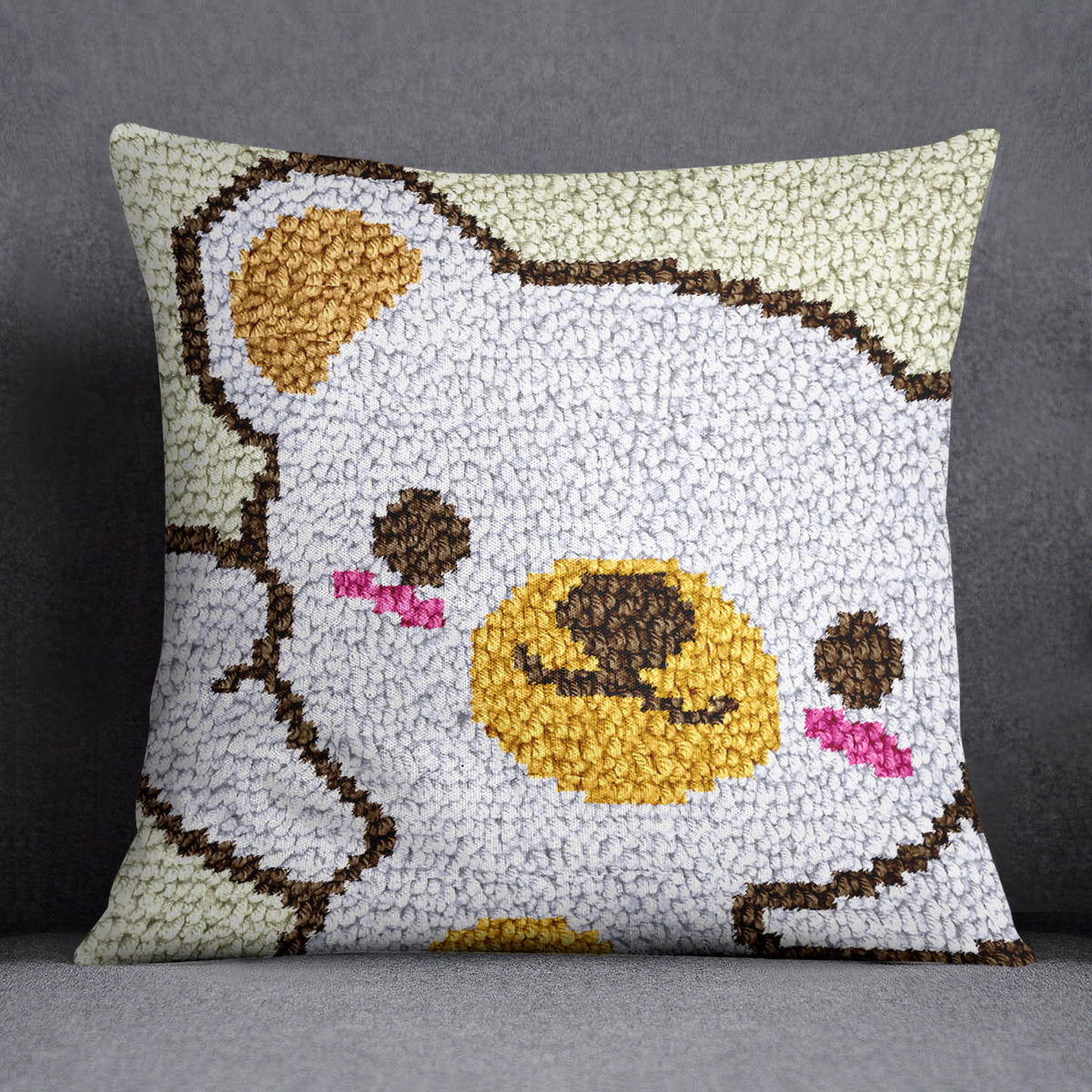 Cheerful Bear Tapestry - Latch Hook Pillow Kit