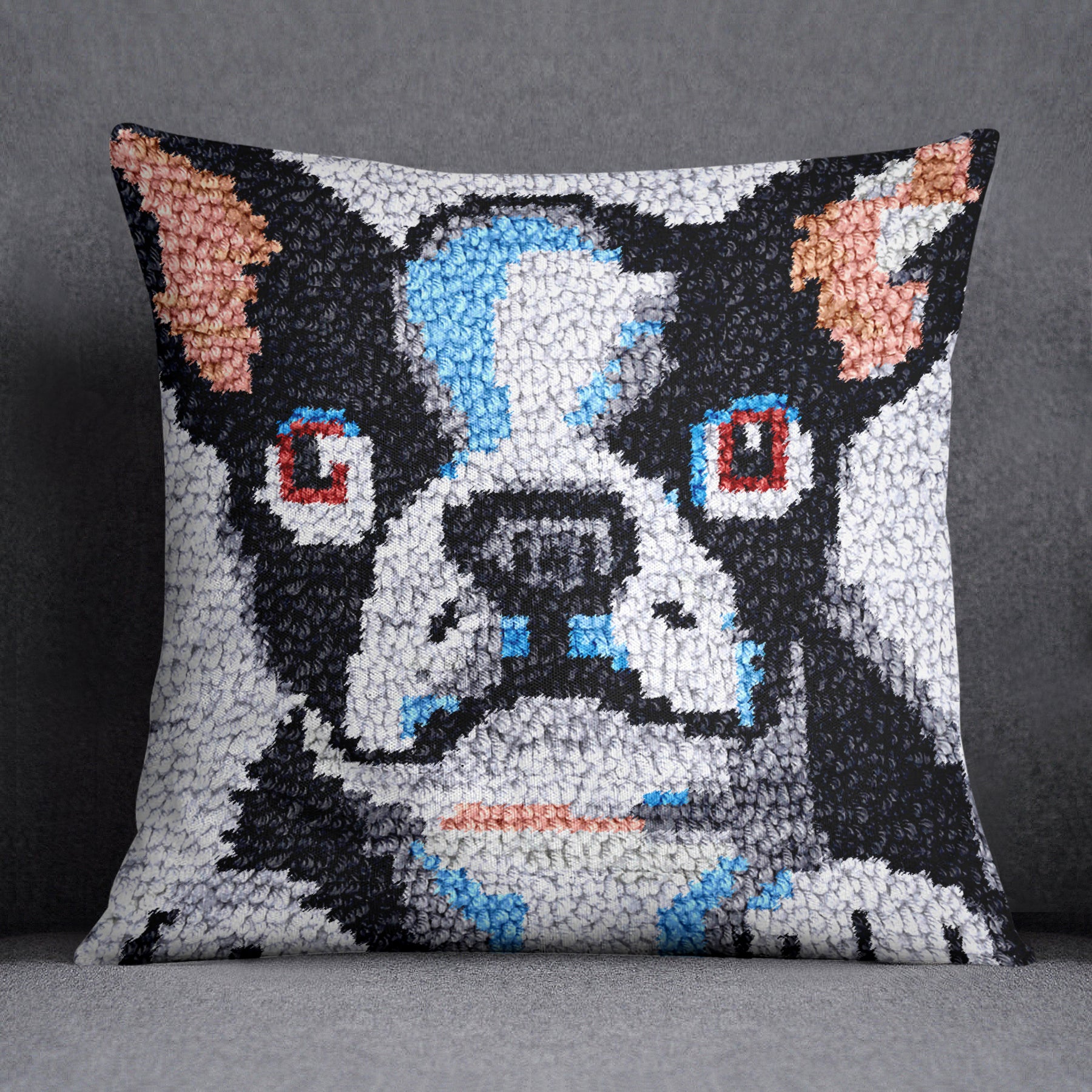 Adorable Boston Terrier - Latch Hook Pillow Kit