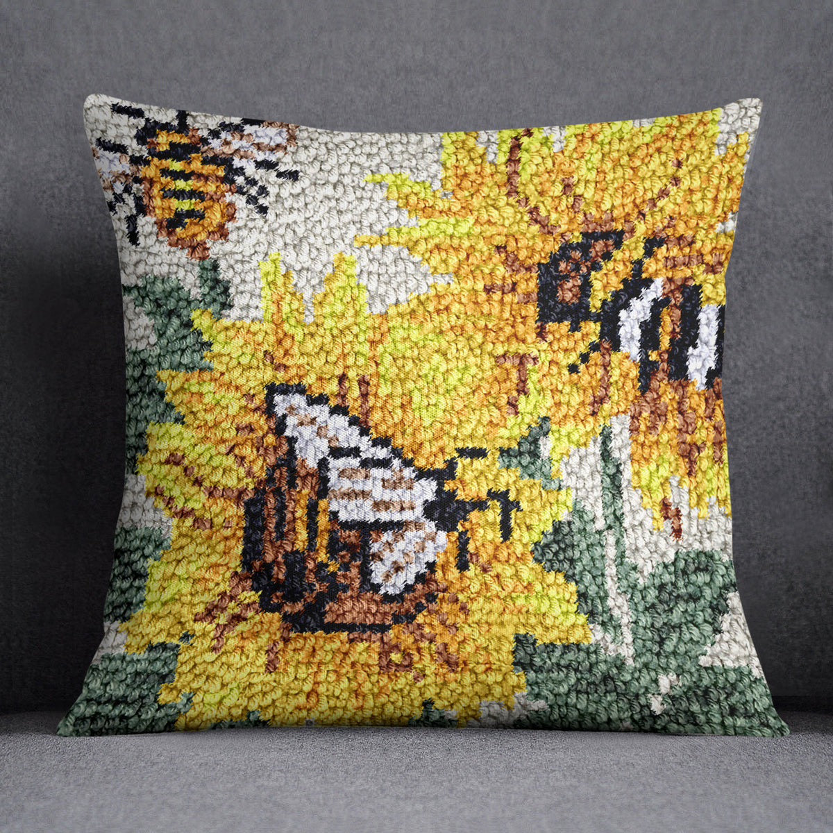 Buzzing with Life - Latch Hook Pillow Kit