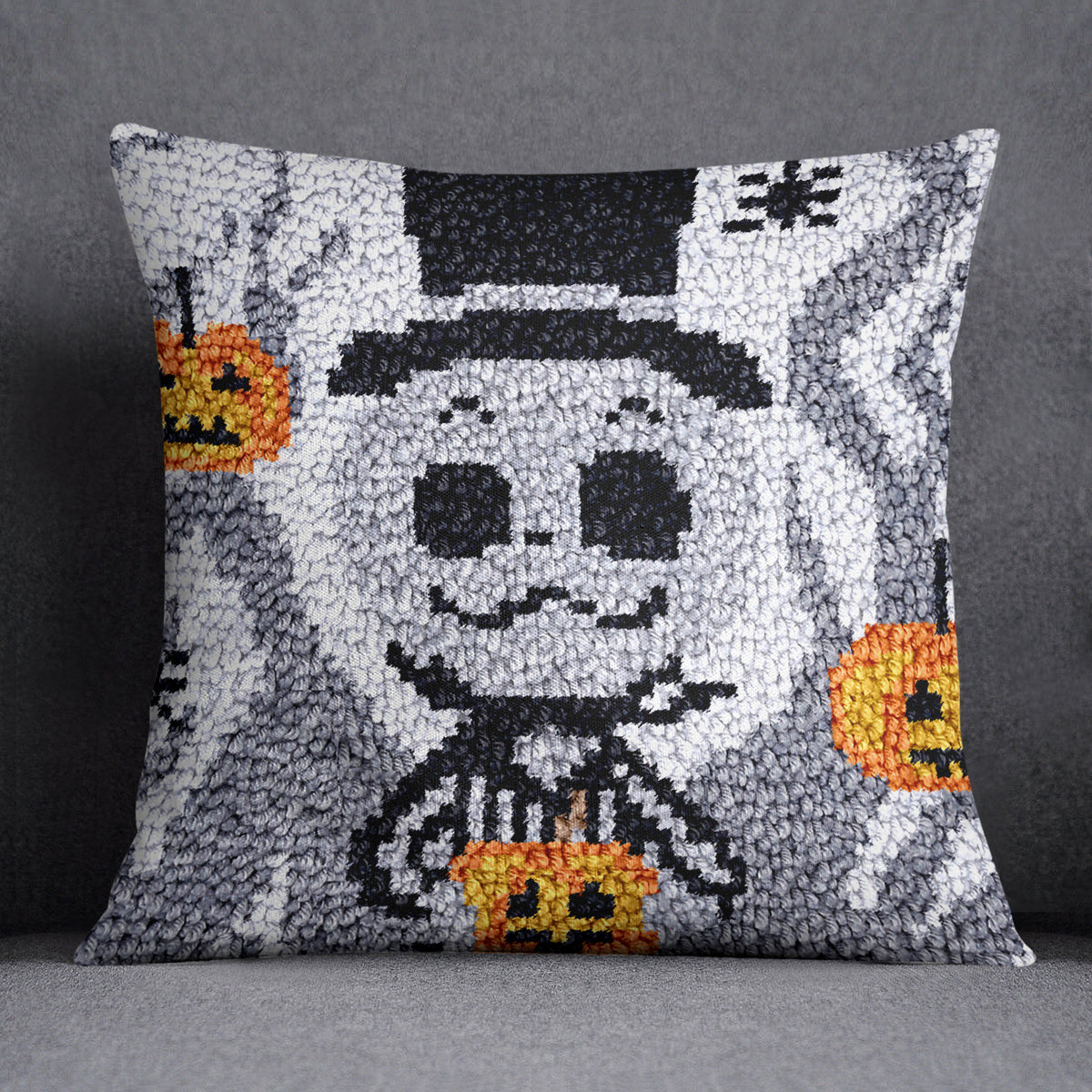 Spooky Celebration - Latch Hook Pillow Kit