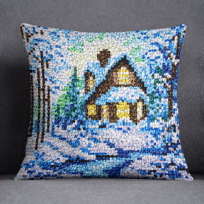 Winter Wonderland Retreat - Latch Hook Pillow Kit