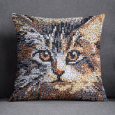 Majestic Feline Portrait - Latch Hook Pillow Kit