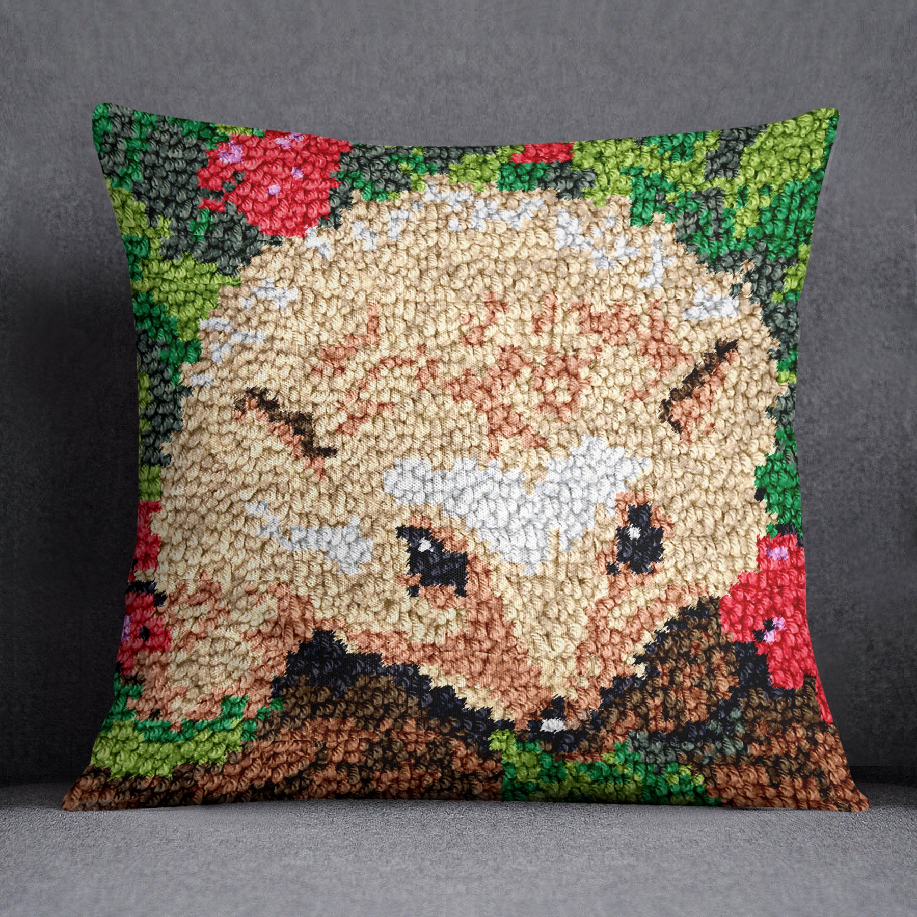 Charming Hedgehog Among Blossoms - Latch Hook Pillow Kit