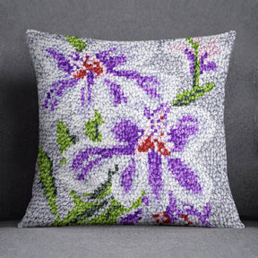 Delicate Floral Embroidery - Latch Hook Pillow Kit