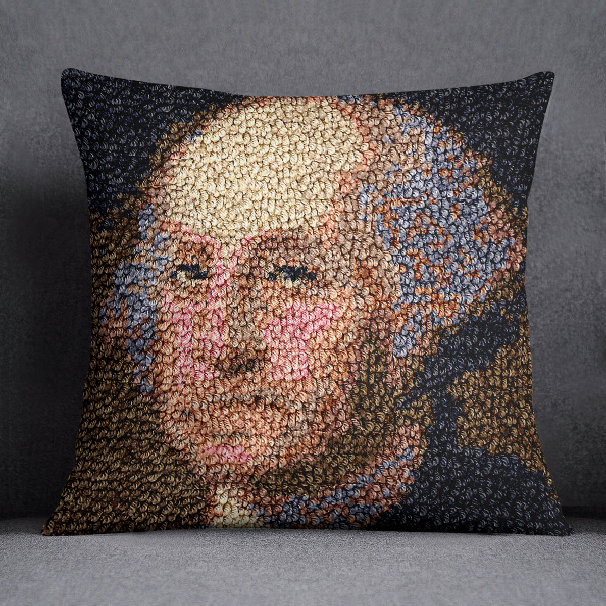 Woven Legacy: A Textured Tribute to History - Latch Hook Pillow Kit