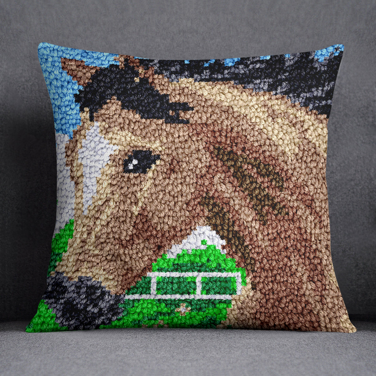 Majestic Horse Portrait - Latch Hook Pillow Kit