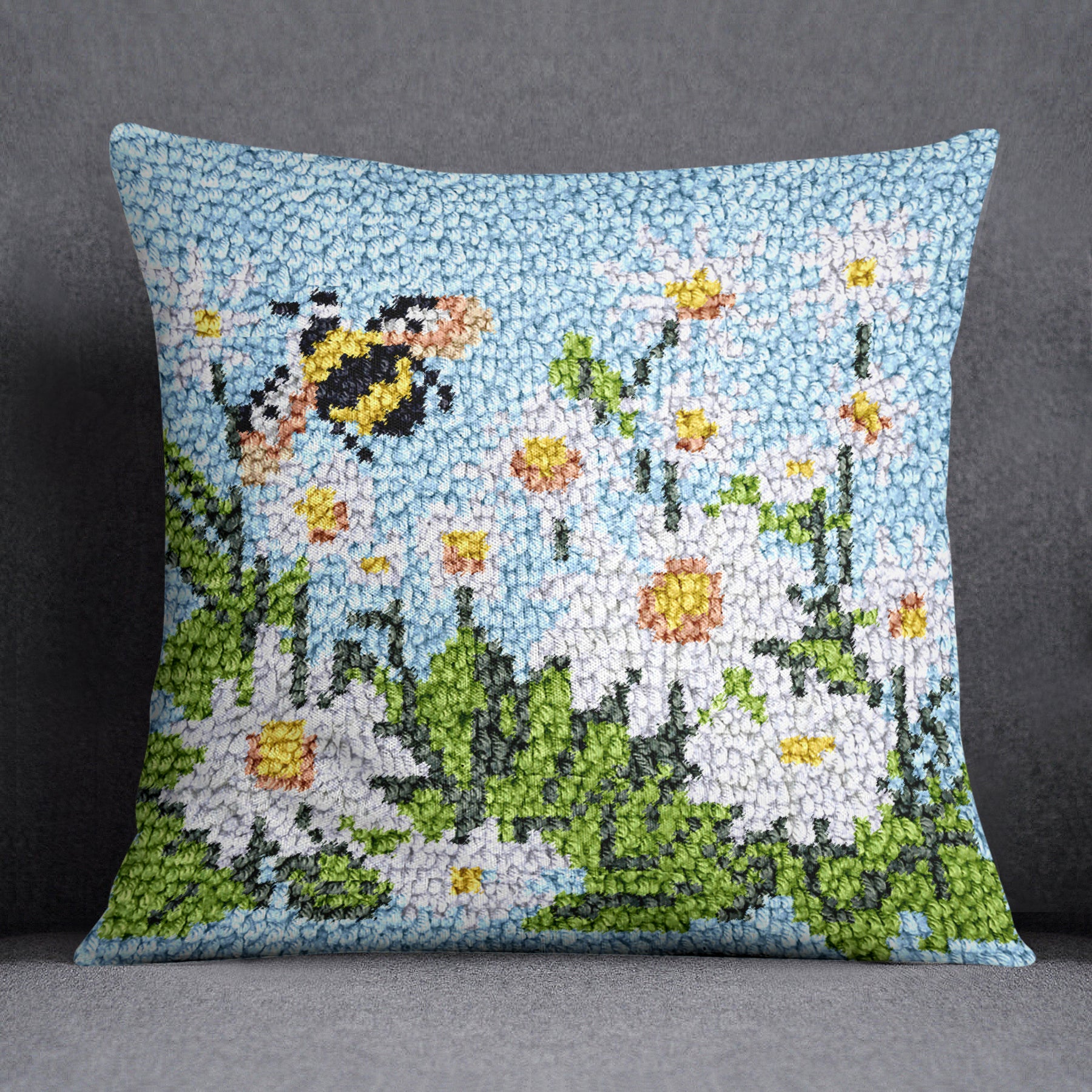 Blossoming Garden Delight - Latch Hook Pillow Kit