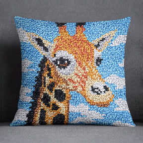 Giraffe Wonder - Latch Hook Pillow Kit