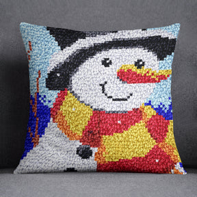 Cheerful Snowman in Winter Wonderland - Latch Hook Pillow Kit