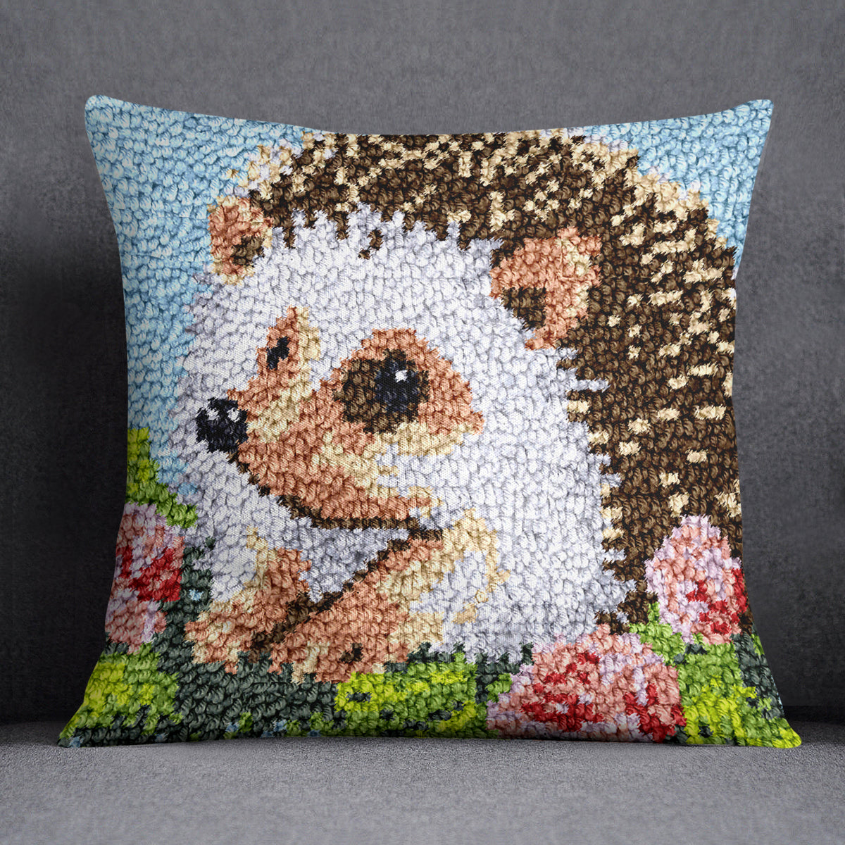 Charming Hedgehog in Blossom - Latch Hook Pillow Kit