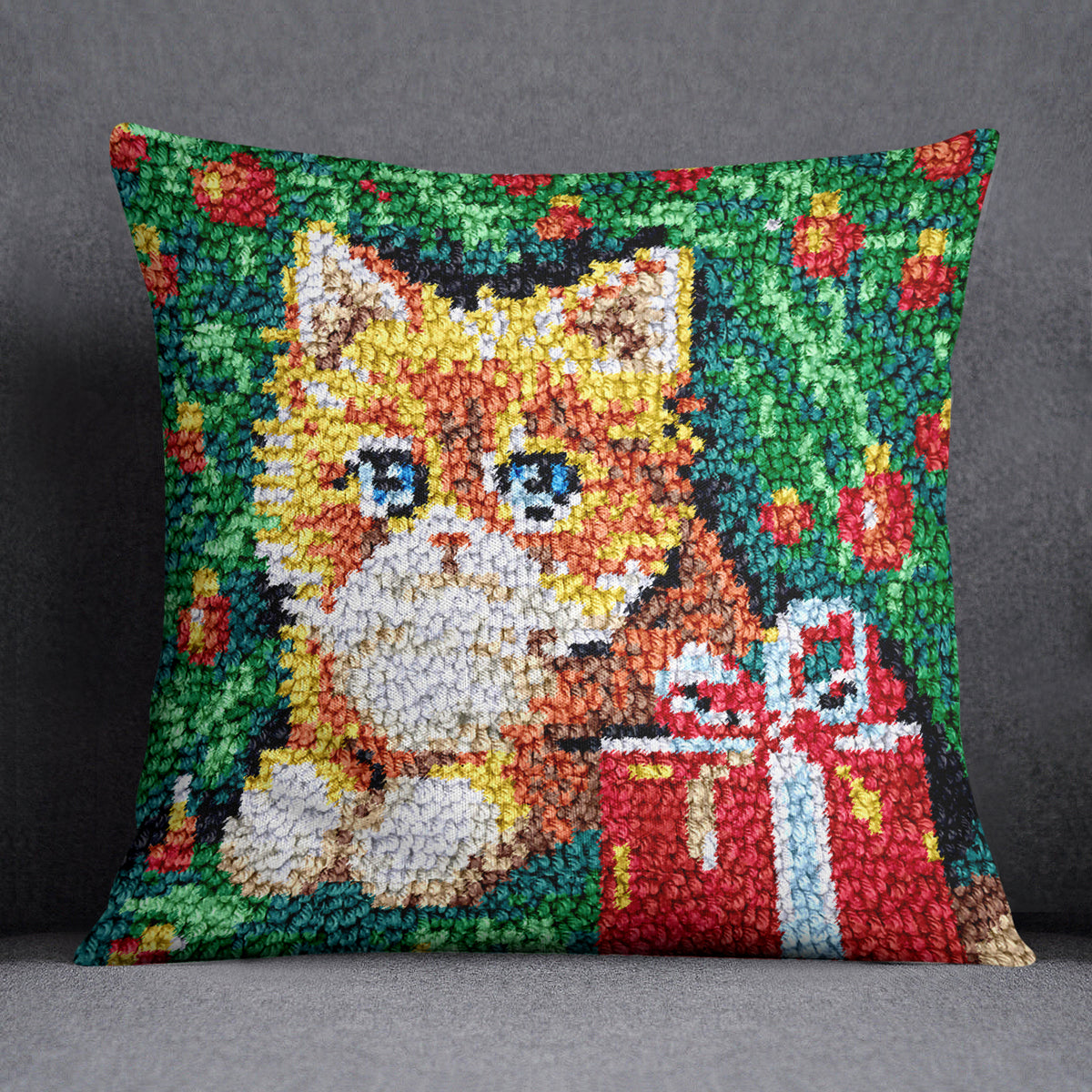 Festive Feline Delight - Latch Hook Pillow Kit