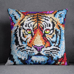 Majestic Tiger Portrait - Latch Hook Pillow Kit