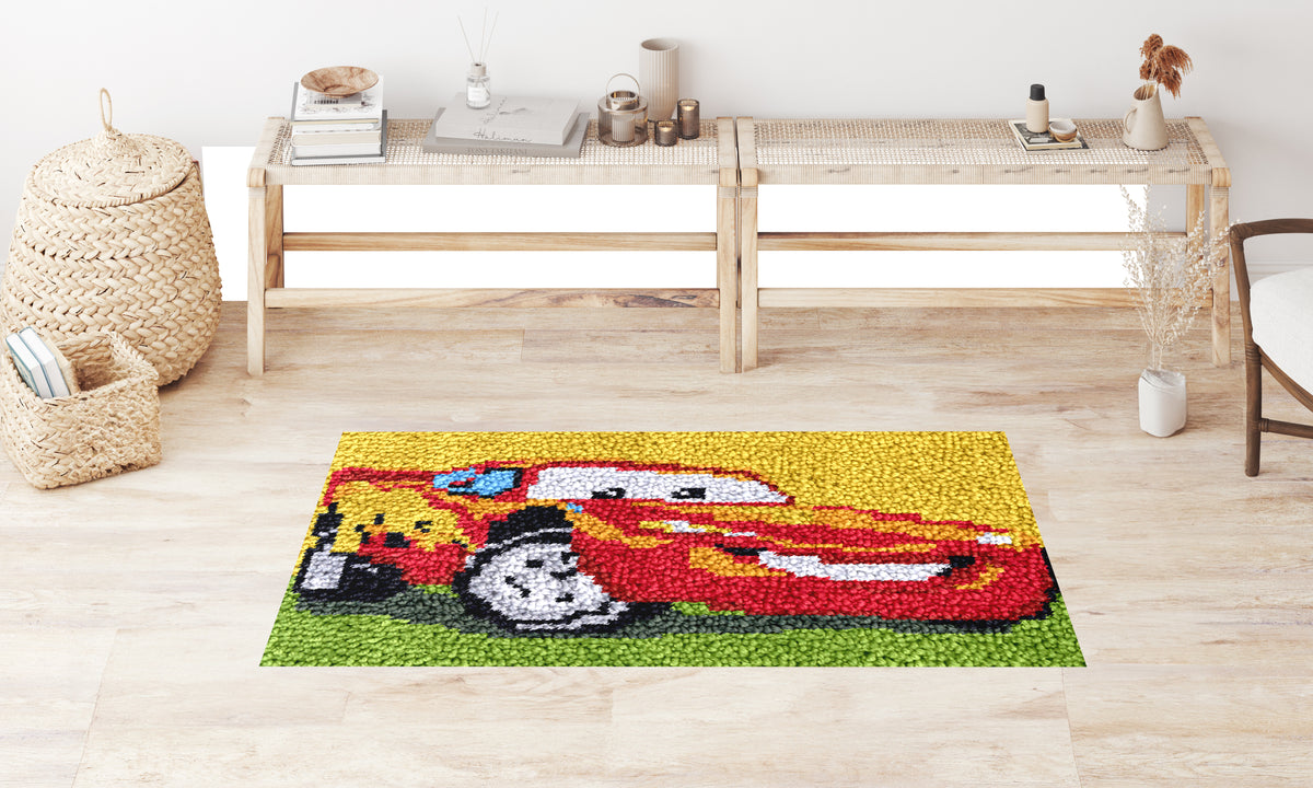 Lightning McQueen Charm - Latch Hook Rug Kit