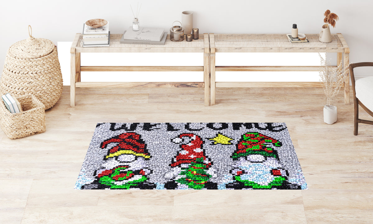 Charming Gnome Welcome Mat - Latch Hook Rug Kit